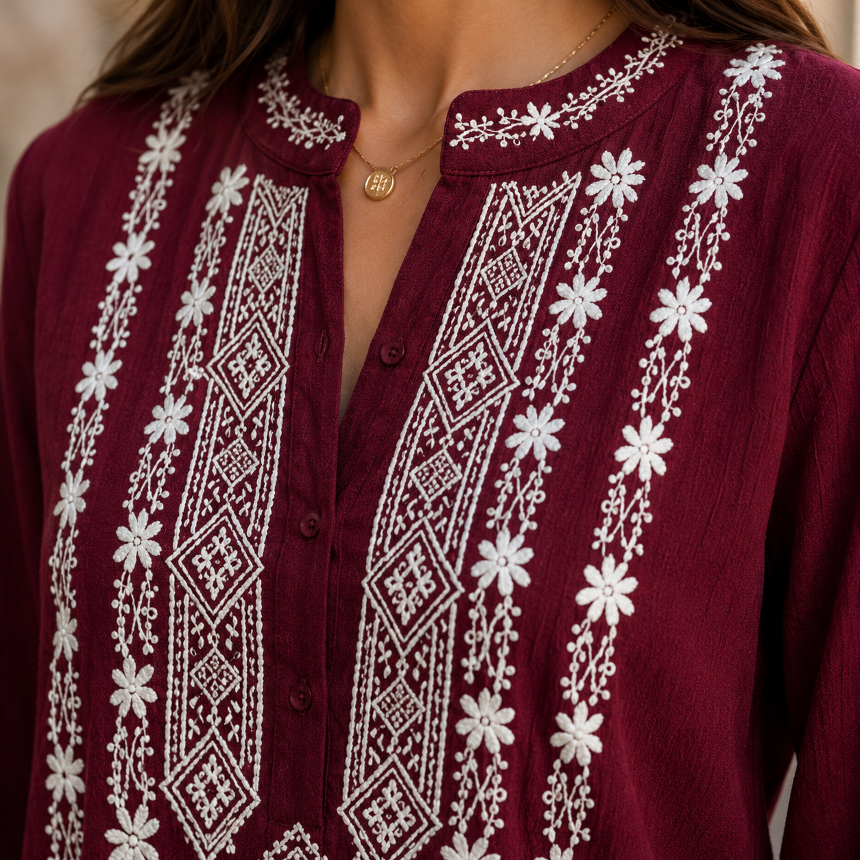 Blusa Folk Bordada en Crepé de Algodón